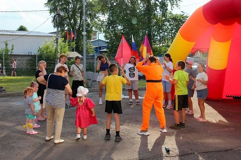 13 июня в посёлке имени Цюрупы царила атмосфера настоящего торжества 13 июня в посёлке имени Цюрупы царила атмосфера настоящего торжества