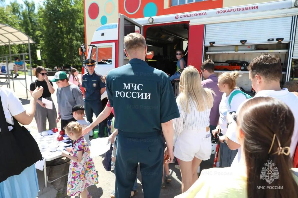 В Долгопрудном прошел масштабный фестиваль «Безопасный город» В Долгопрудном прошел масштабный фестиваль «Безопасный город»