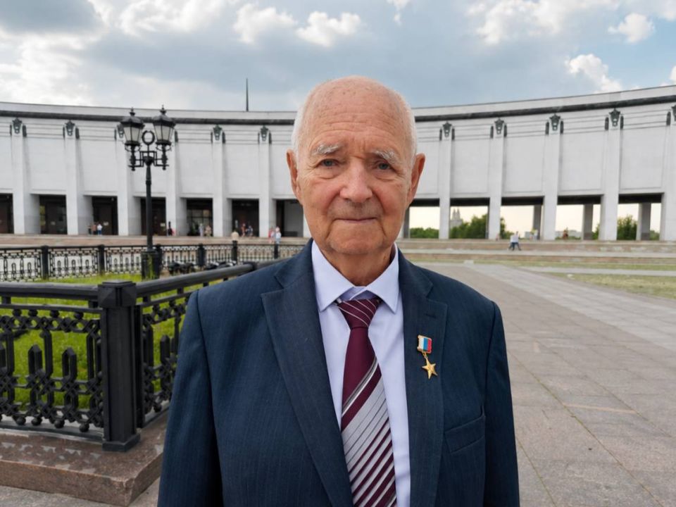 Григорий Артамонов: Подольчанину Петру Ивановичу Сердюкову присвоено звание Героя труда Российской Федерации!