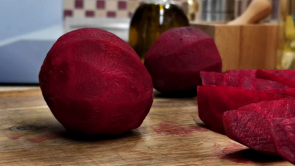 Необычные десерты: шоколадная коврижка из свеклы, к которой не хочется оставаться равнодушным