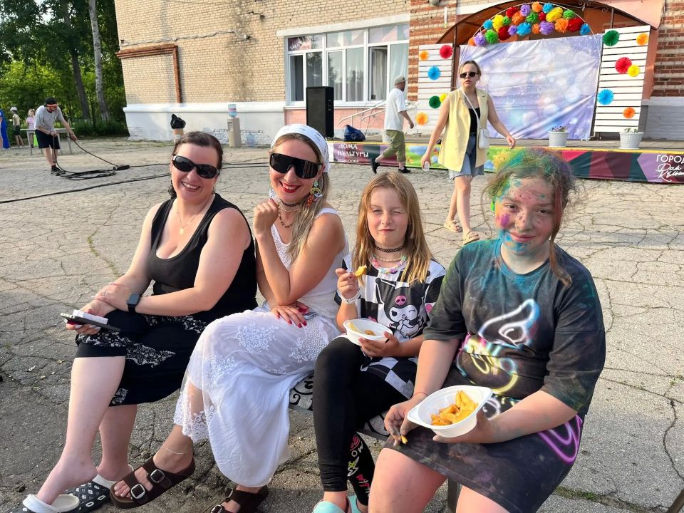 Городище отметило день рождения: концерт, аттракционы и фаер-шоу Городище отметило день рождения: концерт, аттракционы и фаер-шоу