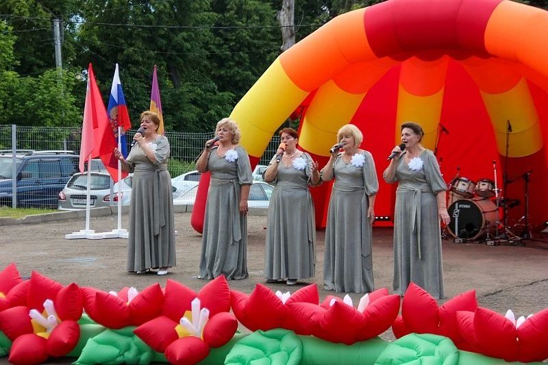 13 июня в посёлке имени Цюрупы царила атмосфера настоящего торжества 13 июня в посёлке имени Цюрупы царила атмосфера настоящего торжества