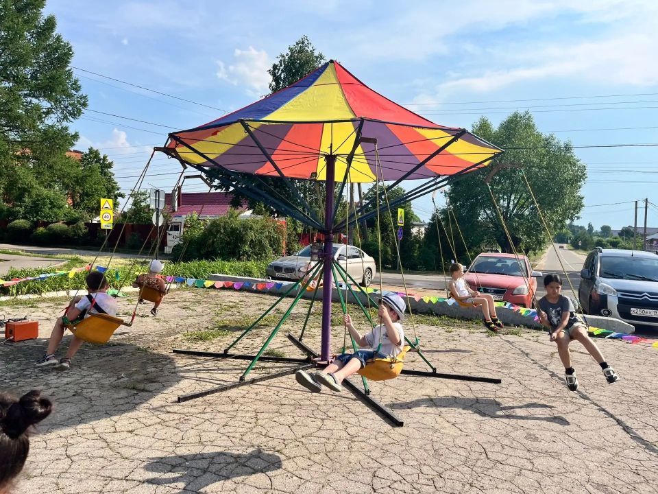 Городище отметило день рождения: концерт, аттракционы и фаер-шоу Городище отметило день рождения: концерт, аттракционы и фаер-шоу