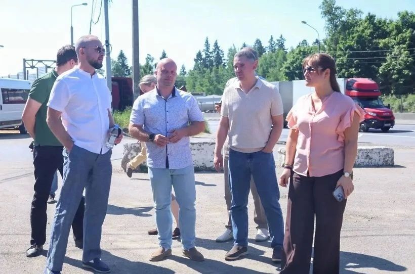 Порядок на Ленинградском шоссе - под контролем администрации и партии Единая Россия! Порядок на Ленинградском шоссе - под контролем администрации и партии Единая Россия!