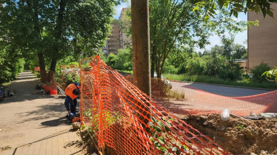 В Красноармейске на улице Гагарина начались активные работы по модернизации сетей теплоснабжения В Красноармейске на улице Гагарина начались активные работы по модернизации сетей теплоснабжения
