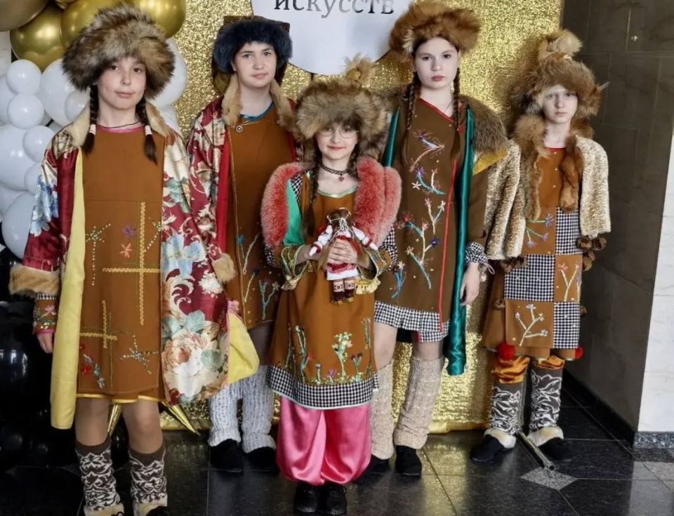 Коллектив Дома культуры ЗиО привез четыре награды с Международного конкурса-фестиваля «Планета Искусств» Коллектив Дома культуры ЗиО привез четыре награды с Международного конкурса-фестиваля «Планета Искусств»
