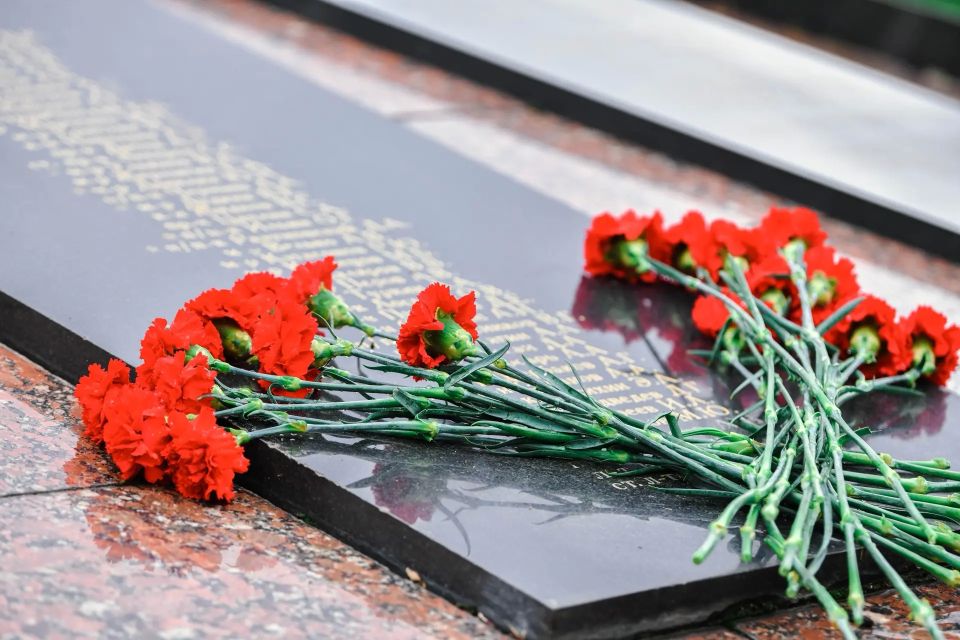 В память о героях: как присоединиться к Всероссийской онлайн-акции «Свеча памяти» В память о героях: как присоединиться к Всероссийской онлайн-акции «Свеча памяти»