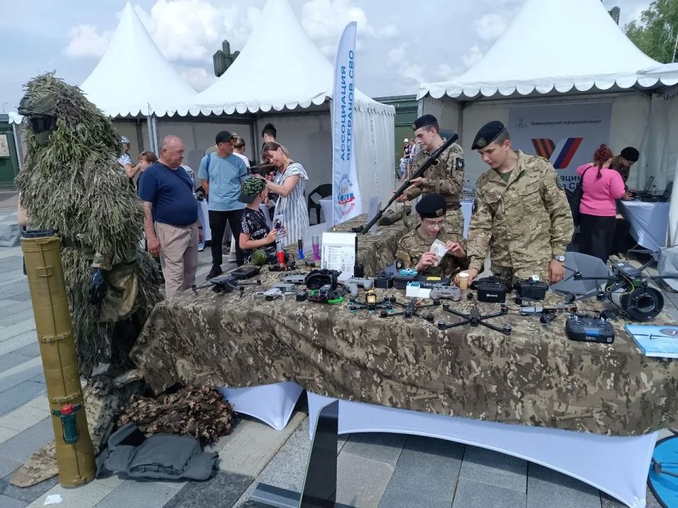 Ассоциация ветеранов СВО впервые приняла участие в проекте «Один день с полицией Подмосковья» в парке «Патриот» Ассоциация ветеранов СВО впервые приняла участие в проекте «Один день с полицией Подмосковья» в парке «Патриот»