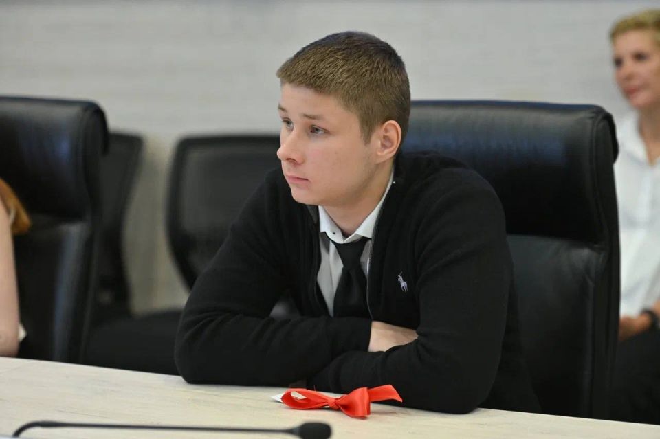 Сергей Юров: Еще три молодых жителя Балашихи получили ключи от собственных квартир Сергей Юров: Еще три молодых жителя Балашихи получили ключи от собственных квартир