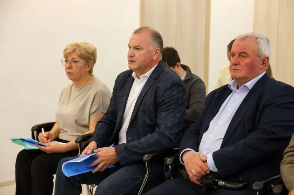 Юлия Купецкая: Провели повторный личный прием жителей первого корпуса дома №1 по улице Фрунзе и СНТ «Северное» Юлия Купецкая: Провели повторный личный прием жителей первого корпуса дома №1 по улице Фрунзе и СНТ «Северное»