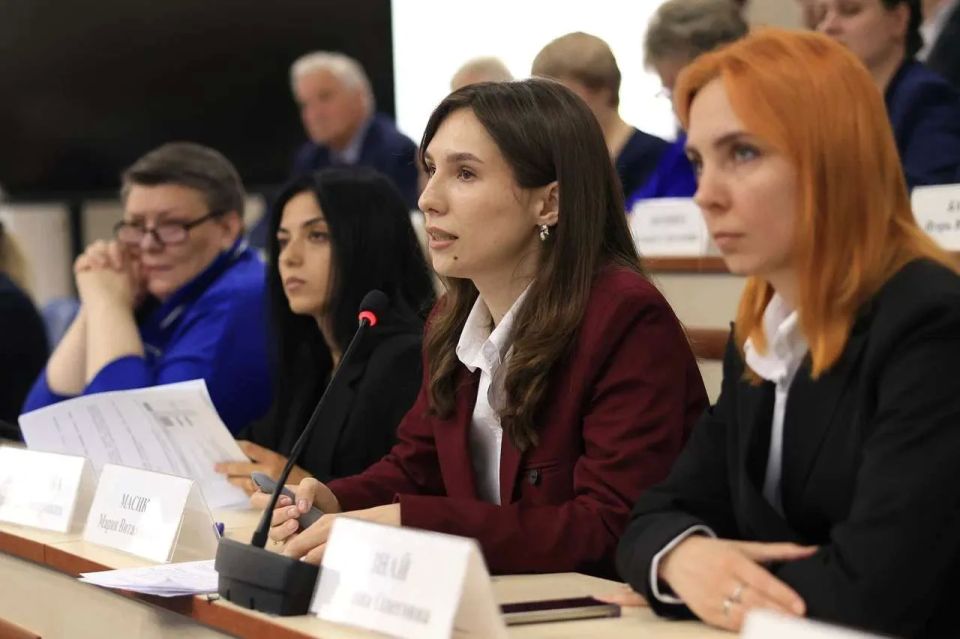 Игорь Трифонов: Одним из вопросов традиционного оперативного совещания стала реализация молодёжной политики в Королёве Игорь Трифонов: Одним из вопросов традиционного оперативного совещания стала реализация молодёжной политики в Королёве