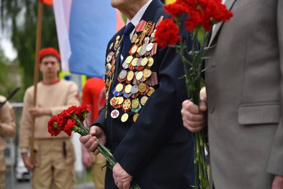 В память о героях: как присоединиться к Всероссийской онлайн-акции «Свеча памяти» В память о героях: как присоединиться к Всероссийской онлайн-акции «Свеча памяти»