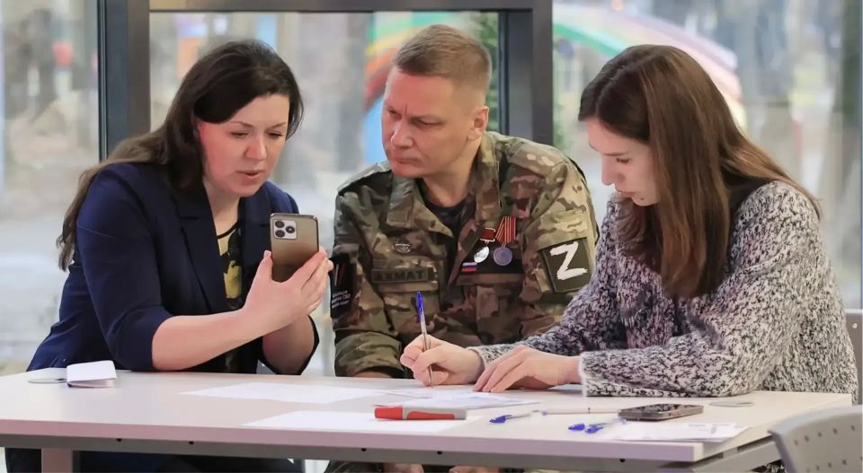 Игорь Трифонов: Одним из вопросов традиционного оперативного совещания стала реализация молодёжной политики в Королёве Игорь Трифонов: Одним из вопросов традиционного оперативного совещания стала реализация молодёжной политики в Королёве