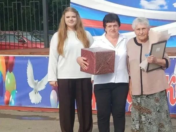 В селе Семёновское торжественно отметили День села и День России В селе Семёновское торжественно отметили День села и День России