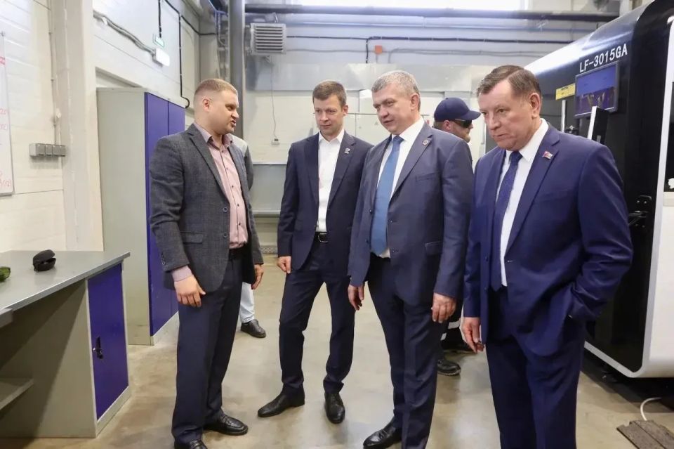 Удобный путь на работу и безопасный переход: сотрудники «Рубина» предложили благоустроить территорию у предприятия Удобный путь на работу и безопасный переход: сотрудники «Рубина» предложили благоустроить территорию у предприятия