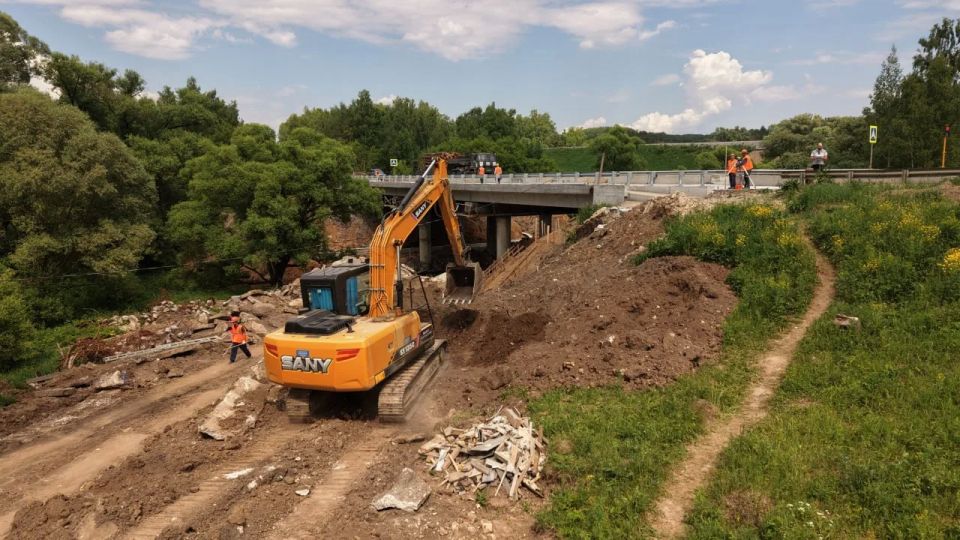 Как проходит капремонт моста через реку Осётрик в Зарайске — рассказываем и показываем Как проходит капремонт моста через реку Осётрик в Зарайске — рассказываем и показываем