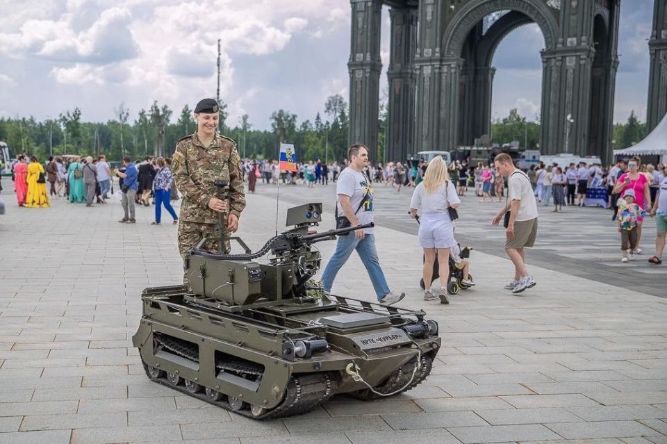 Ассоциация ветеранов СВО впервые приняла участие в проекте «Один день с полицией Подмосковья» в парке «Патриот» Ассоциация ветеранов СВО впервые приняла участие в проекте «Один день с полицией Подмосковья» в парке «Патриот»