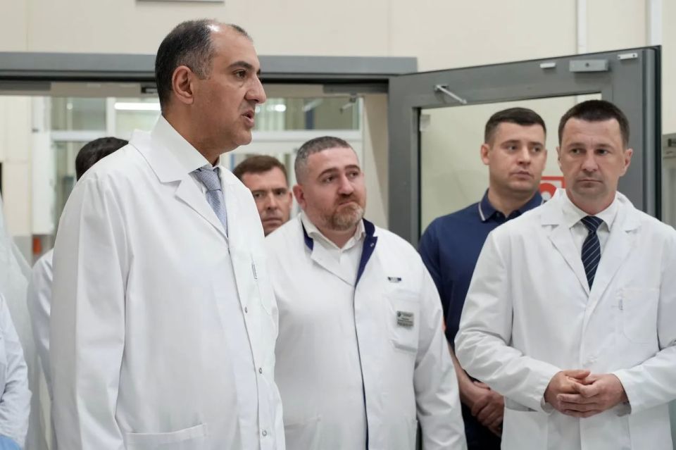 Андрей Воробьев: Накануне Дня медицинского работника приехал в Подольскую областную клиническую больницу Андрей Воробьев: Накануне Дня медицинского работника приехал в Подольскую областную клиническую больницу