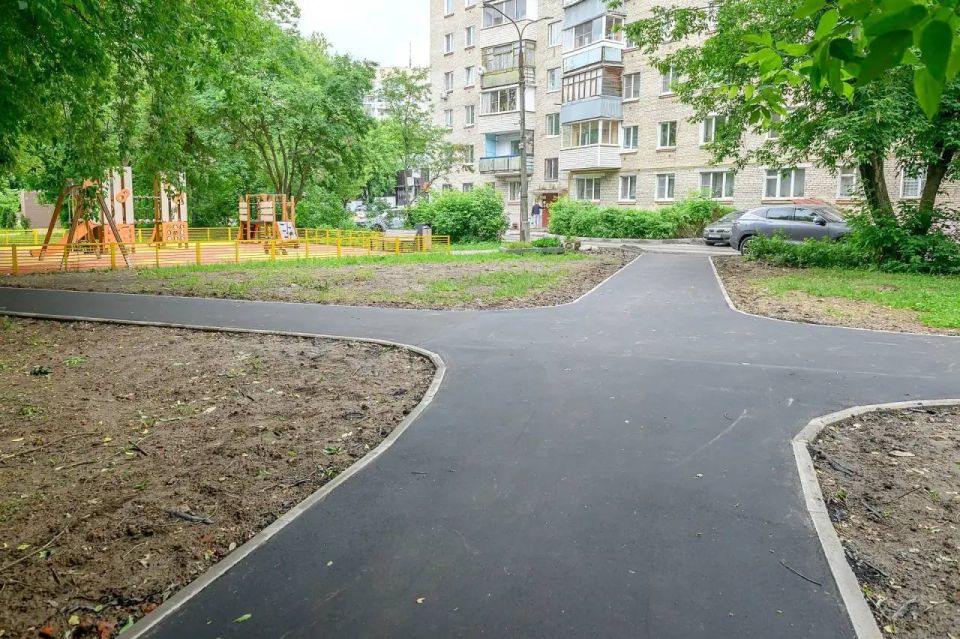 В Подольске работы по комплексному благоустройству территорий проводят на нескольких адресах В Подольске работы по комплексному благоустройству территорий проводят на нескольких адресах