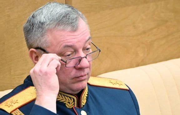 В Госдуме на фоне атак на Москву и другие города призвали «начать воевать всерьез» и «нещадно бить противника» В Госдуме на фоне атак на Москву и другие города призвали «начать воевать всерьез» и «нещадно бить противника»
