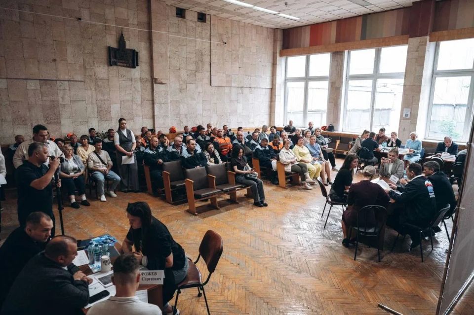 Андрей Булгаков: Провели выездную администрацию на предприятии ООО «Торговый дом ММК» Андрей Булгаков: Провели выездную администрацию на предприятии ООО «Торговый дом ММК»