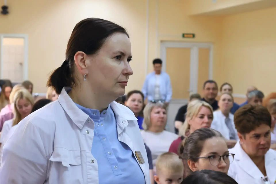 Глава Реутова встретился с сотрудниками медицинских учреждений Глава Реутова встретился с сотрудниками медицинских учреждений