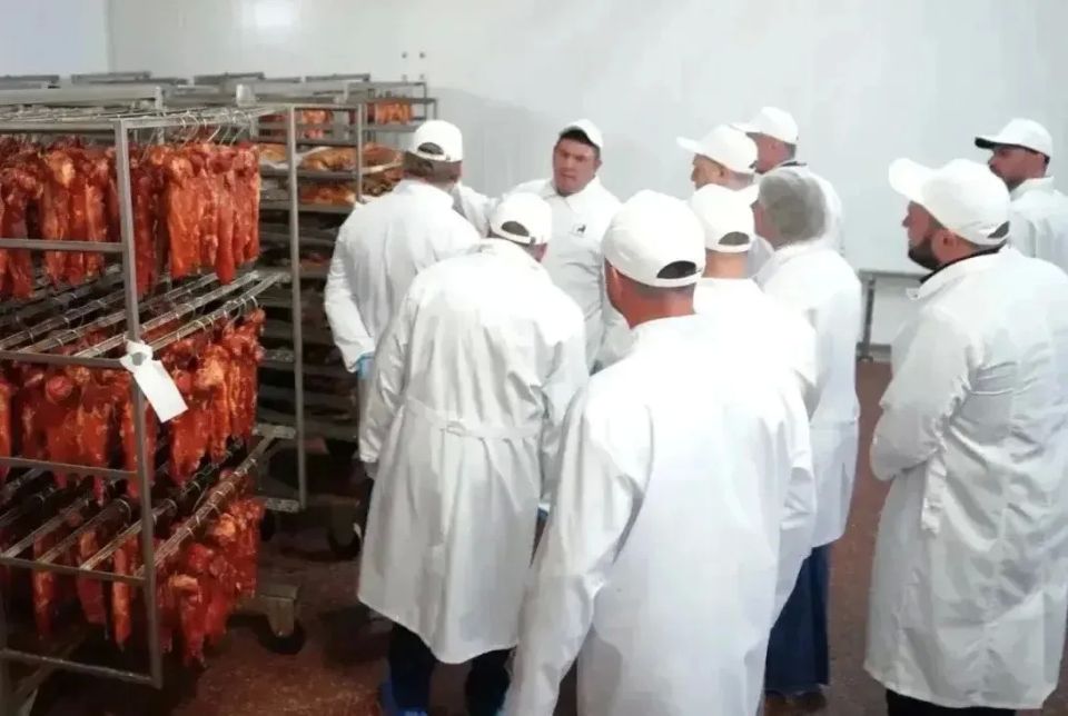 На площадке Сергиево-Посадского мясокомбината провели первую выездную встречу Совета директоров предприятий и организаций округа На площадке Сергиево-Посадского мясокомбината провели первую выездную встречу Совета директоров предприятий и организаций округа