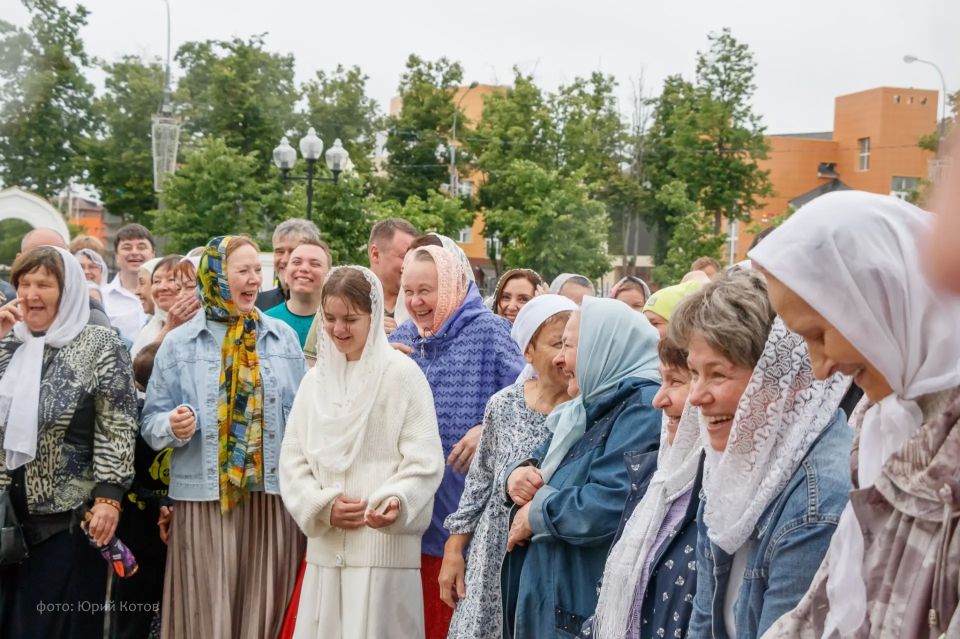 Престольный праздник прошёл в ступинском храме Всех святых Престольный праздник прошёл в ступинском храме Всех святых