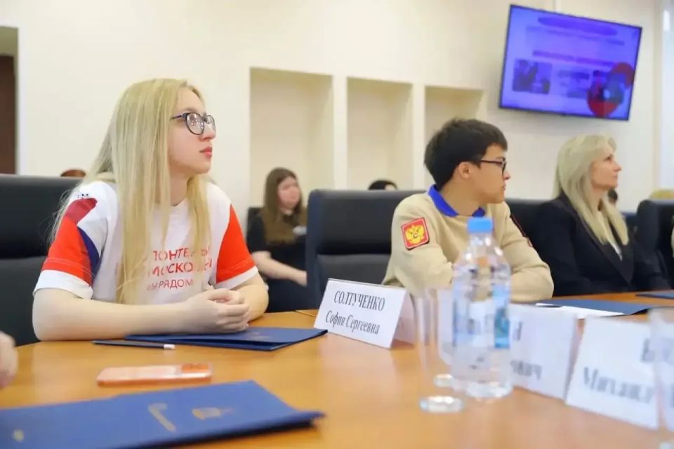 Константин Михальков: Второе заседание Координационного совета по молодёжной политике прошло в тёплой, но по-настоящему деловой атмосфере и оставило самые приятные впечатления Константин Михальков: Второе заседание Координационного совета по молодёжной политике прошло в тёплой, но по-настоящему деловой атмосфере и оставило самые приятные впечатления