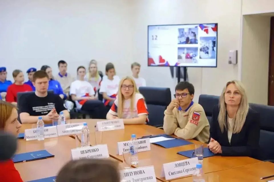 Константин Михальков: Второе заседание Координационного совета по молодёжной политике прошло в тёплой, но по-настоящему деловой атмосфере и оставило самые приятные впечатления Константин Михальков: Второе заседание Координационного совета по молодёжной политике прошло в тёплой, но по-настоящему деловой атмосфере и оставило самые приятные впечатления