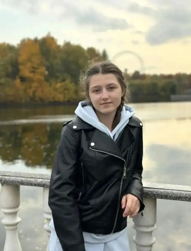 «Только вперёд!»: реутовские выпускники продолжают покорять ЕГЭ «Только вперёд!»: реутовские выпускники продолжают покорять ЕГЭ