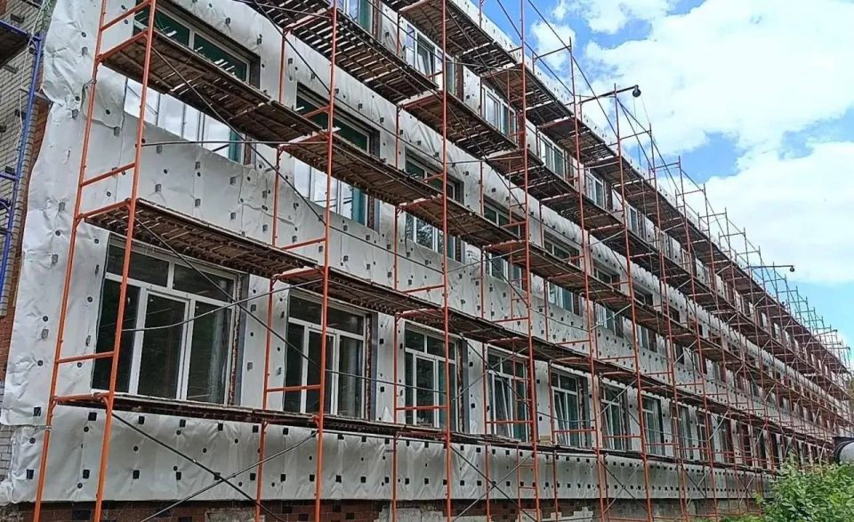 Уважаемые жители, подача водоснабжения в дома и социальные объекты посёлка Фосфоритный восстановлена Уважаемые жители, подача водоснабжения в дома и социальные объекты посёлка Фосфоритный восстановлена