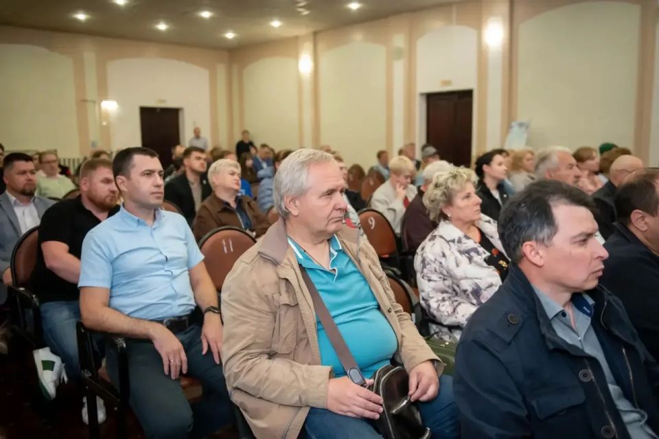 Татьяна Витушева: Приняла участие в «выездной администрации» в Снегирях Татьяна Витушева: Приняла участие в «выездной администрации» в Снегирях