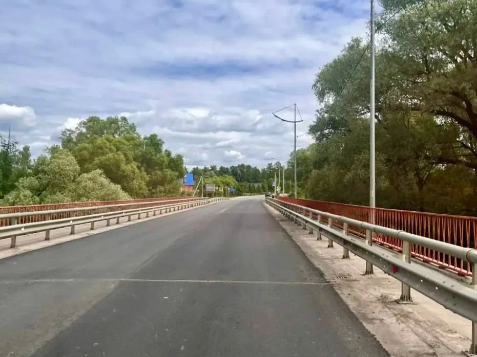 В преддверии Дня медицинского работника вносим свою лепту: в этом сезоне по нацпроекту #ИДЖ отремонтируем 23 участка дорог к медучреждениям Подмосковья
