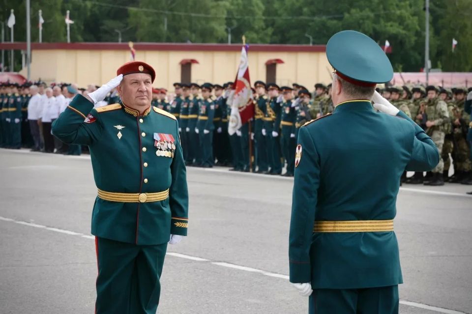 Сергей Юров: Вместе с председателем Московской областной Думы Игорем Юрьевичем Брынцаловым принял участие в торжественном мероприятии, посвящённом 102-й годовщине со дня образования Отдельной дивизии оперативного назначения... Сергей Юров: Вместе с председателем Московской областной Думы Игорем Юрьевичем Брынцаловым принял участие в торжественном мероприятии, посвящённом 102-й годовщине со дня образования Отдельной дивизии оперативного назначения...