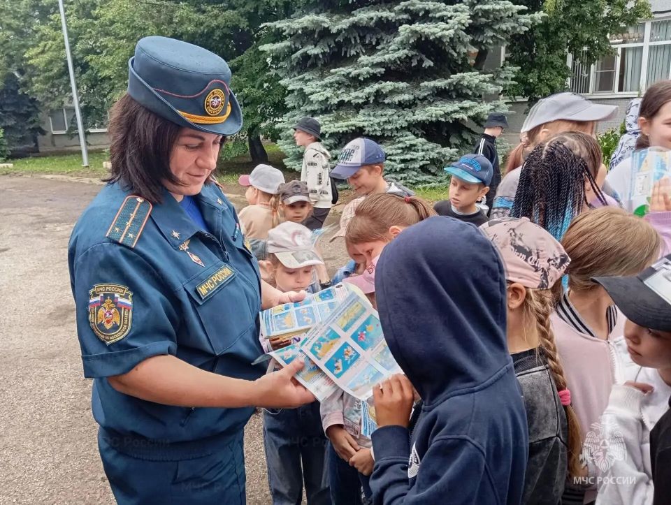 В Подмосковье прошла масштабная тренировка по эвакуации В Подмосковье прошла масштабная тренировка по эвакуации