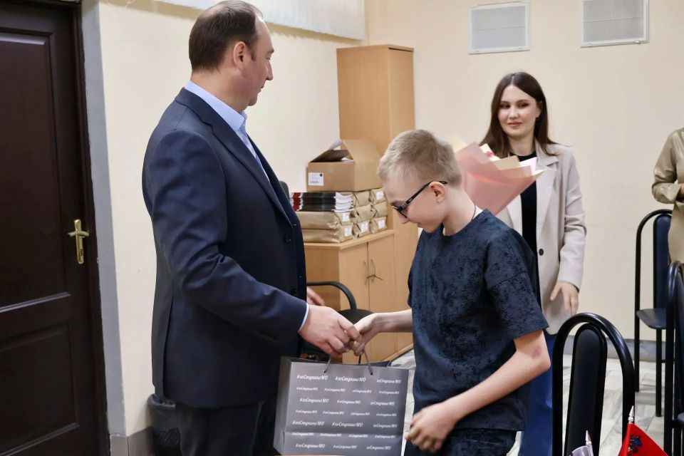 Глава округа Сергей Мужальских поздравил с днём рождения сына погибшего участника СВО Глава округа Сергей Мужальских поздравил с днём рождения сына погибшего участника СВО