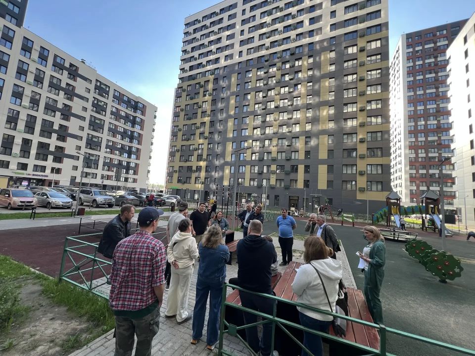 В микрорайоне Бригантина в Долгопрудном началась замена стояков горячего водоснабжения В микрорайоне Бригантина в Долгопрудном началась замена стояков горячего водоснабжения