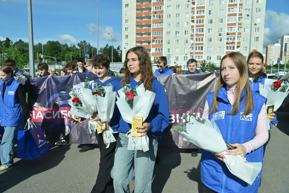Спасибо тем, кто первым приходит на помощь: медиков скорой помощи Балашихи поздравили с профессиональным праздником