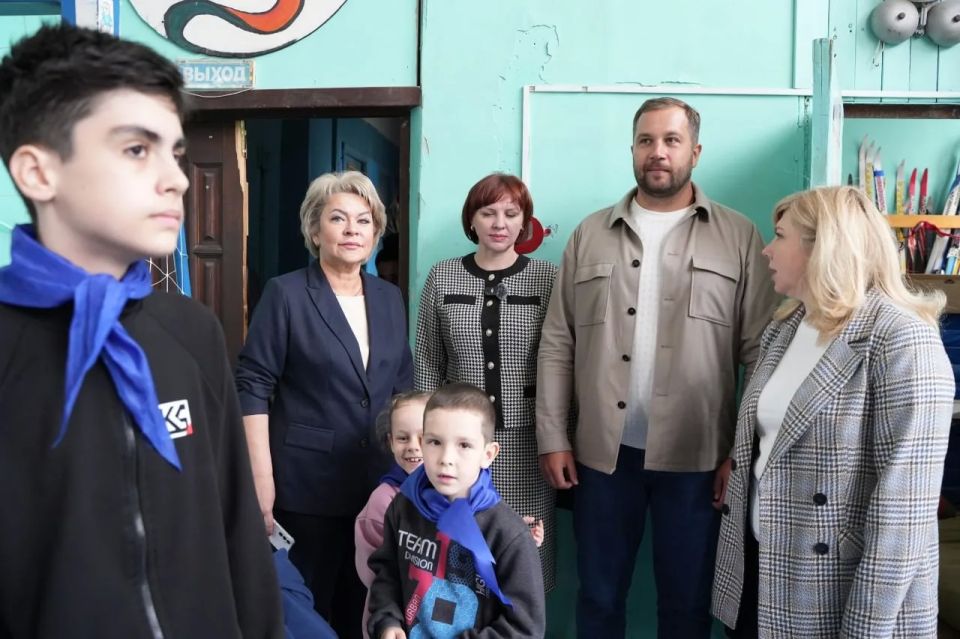 Михаил Собакин: Посетил пришкольный лагерь «Солнышко», который функционирует на базе Лицея № 4 в деревне Манушкино Михаил Собакин: Посетил пришкольный лагерь «Солнышко», который функционирует на базе Лицея № 4 в деревне Манушкино