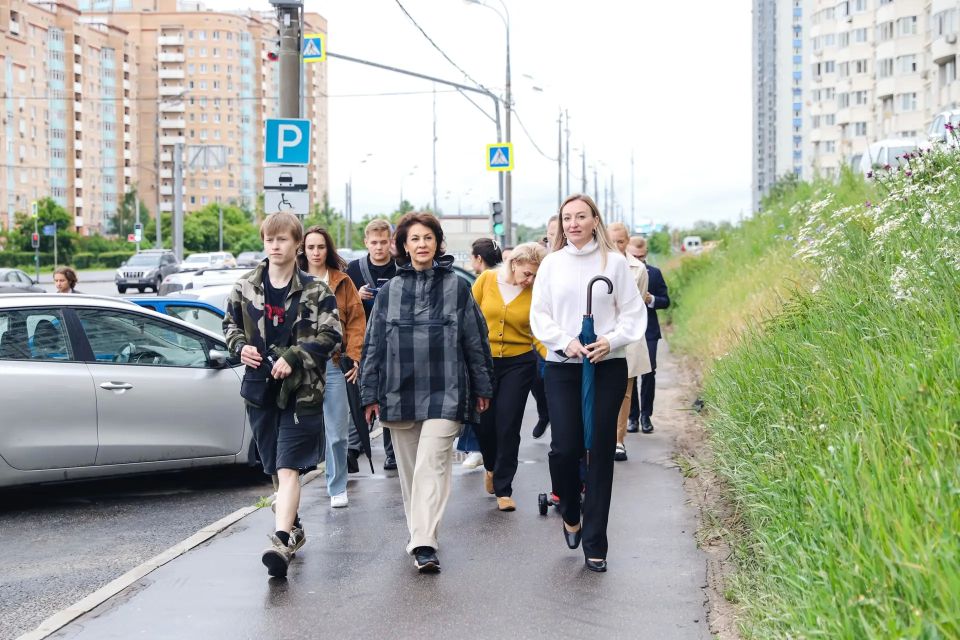 В Химках проверили доступность городской среды для ветеранов СВО В Химках проверили доступность городской среды для ветеранов СВО