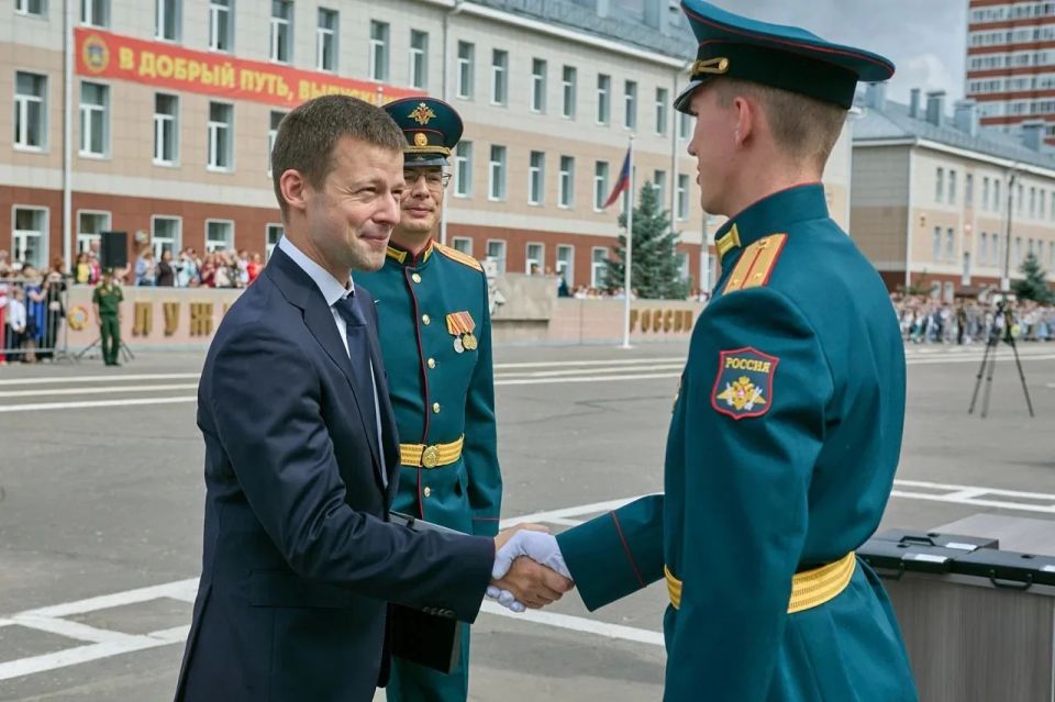 Сергей Юров: Традиционно принял участие в торжественной церемонии выпуска офицеров Военной академии Ракетных войск стратегического назначения имени Петра Великого