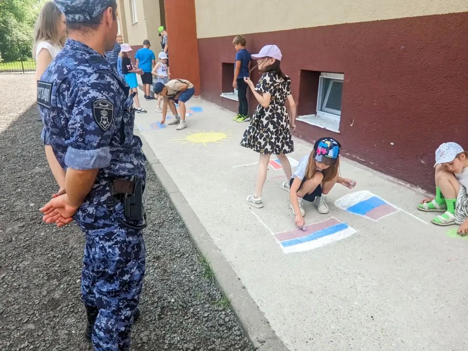 #КаникулыСРосгвардией. Акция «Каникулы с Росгвардией» продолжается в Подмосковье #КаникулыСРосгвардией. Акция «Каникулы с Росгвардией» продолжается в Подмосковье