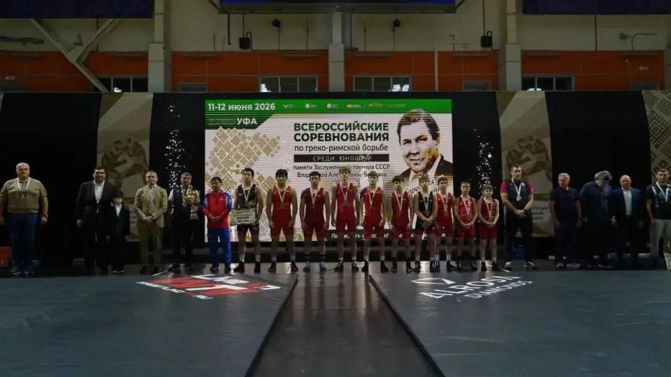 Подольские борцы стали чемпионами всероссийских соревнований в составе сборной области