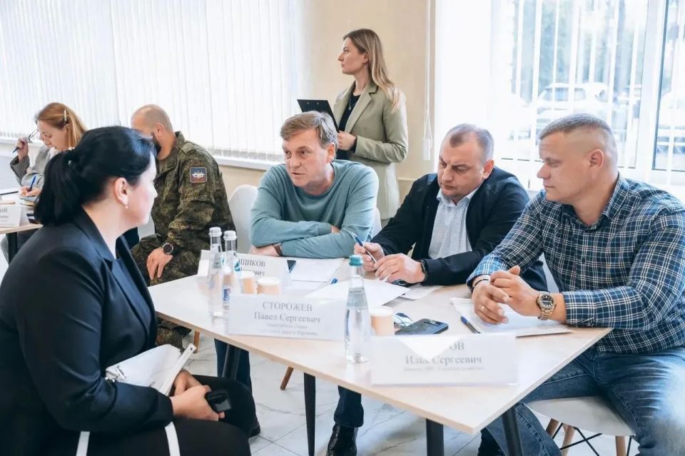 Глава городского округа Щёлково Андрей Булгаков вместе с Главой городского округа Лосино-Петровский Сергеем Джеглавом провели выездную администрацию на предприятии «Российская биологическая промышленная компания» Глава городского округа Щёлково Андрей Булгаков вместе с Главой городского округа Лосино-Петровский Сергеем Джеглавом провели выездную администрацию на предприятии «Российская биологическая промышленная компания»
