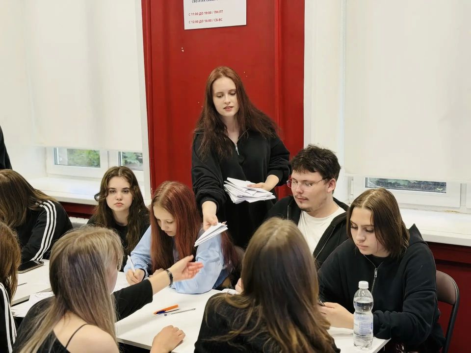 Тепло родного дома: химчане написали письма благодарности бойцам СВО Тепло родного дома: химчане написали письма благодарности бойцам СВО