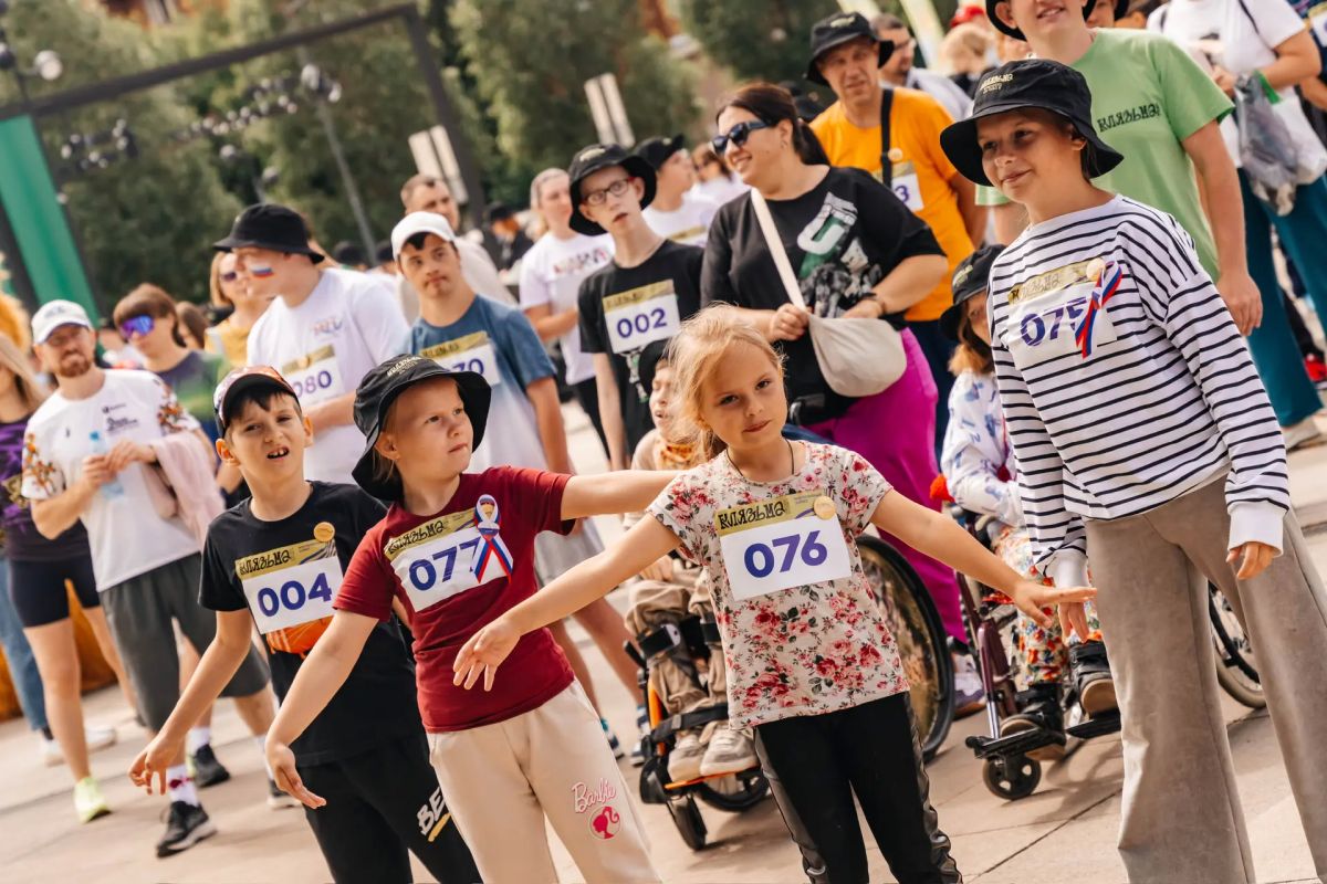 В шестой раз состоялся инклюзивный забег «Клязьма RUN», собравший 150 участников разных возрастов В шестой раз состоялся инклюзивный забег «Клязьма RUN», собравший 150 участников разных возрастов