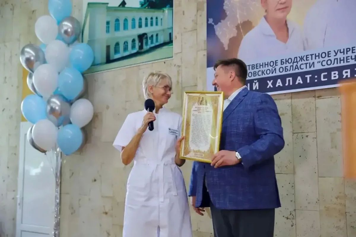 Константин Михальков: Уважаемые врачи, медицинские сёстры, фельдшеры, санитары и все сотрудники медицинских учреждений Солнечногорска! Константин Михальков: Уважаемые врачи, медицинские сёстры, фельдшеры, санитары и все сотрудники медицинских учреждений Солнечногорска!