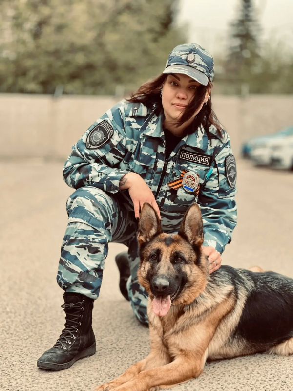 Михаил Собакин: Сегодня свой профессиональный праздник отмечают кинологи и их четвероногие питомцы Михаил Собакин: Сегодня свой профессиональный праздник отмечают кинологи и их четвероногие питомцы