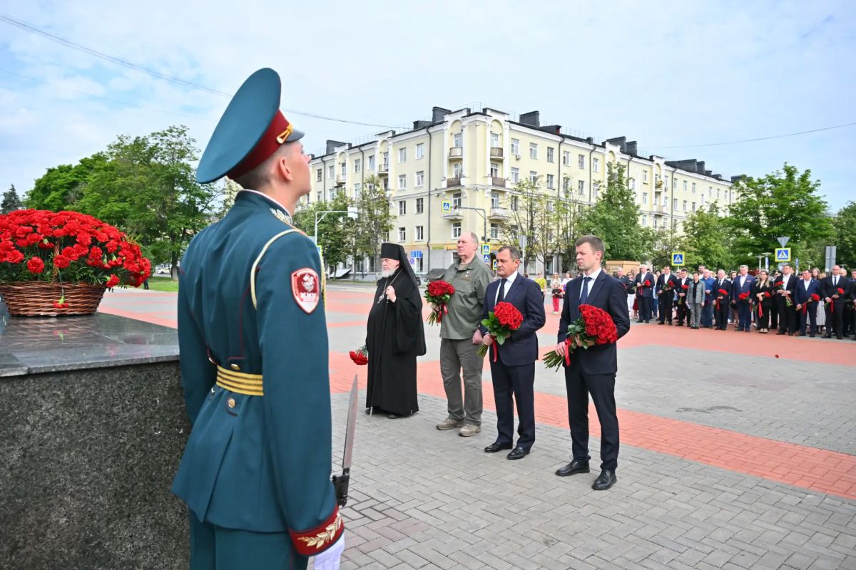 Память павших в годы Великой Отечественной войны почтили в Балашихе Память павших в годы Великой Отечественной войны почтили в Балашихе